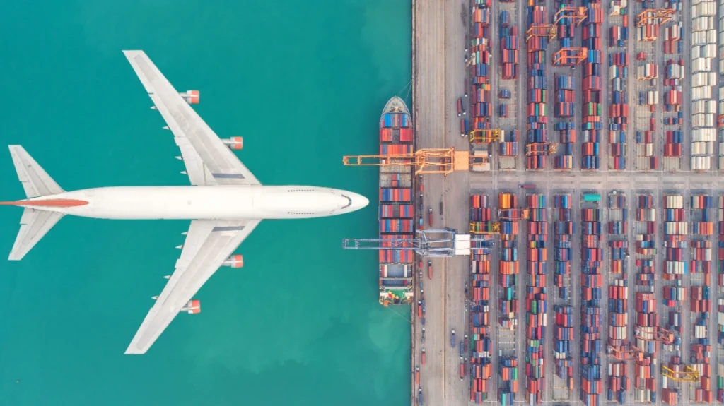 Việt Nam đẩy mạnh đầu tư hạ tầng cảng biển, hướng tới trung tâm logistics khu vực ASEAN